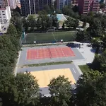 فندق يونيفرسيتي 2*