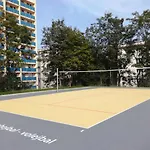يونيفرسيتي