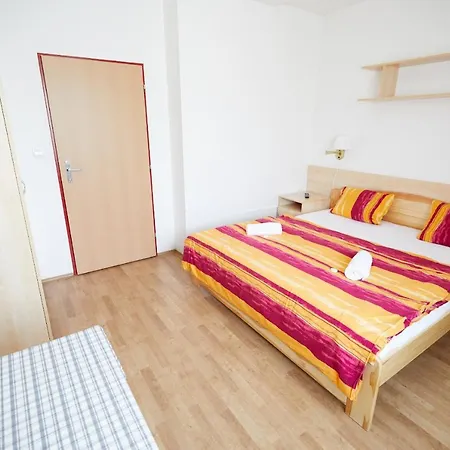 University Hotel 2* Prague