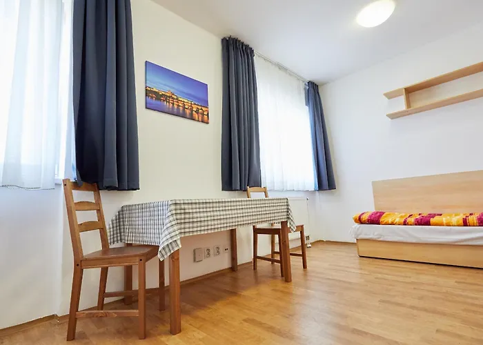 מלון University Hotel פראג