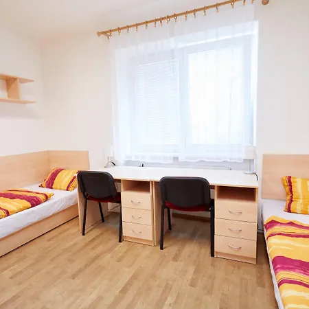 University Hotel Hotell 2*