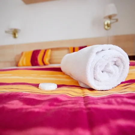University Hotel Hotell