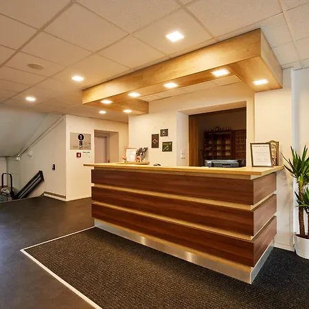 University Hotel