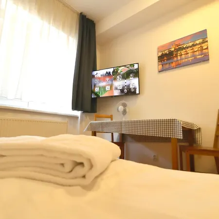 University Hotel Hotell