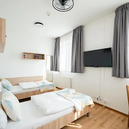 Hotel University Hotel 3*