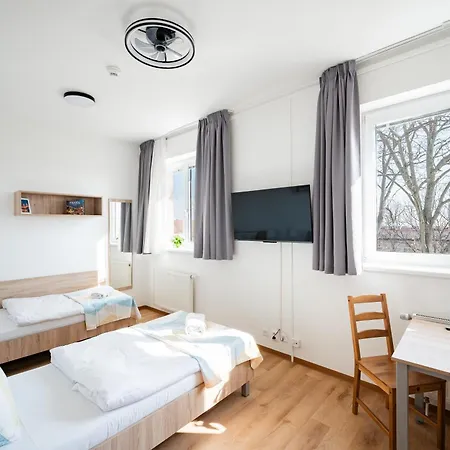 University Hotel 3*