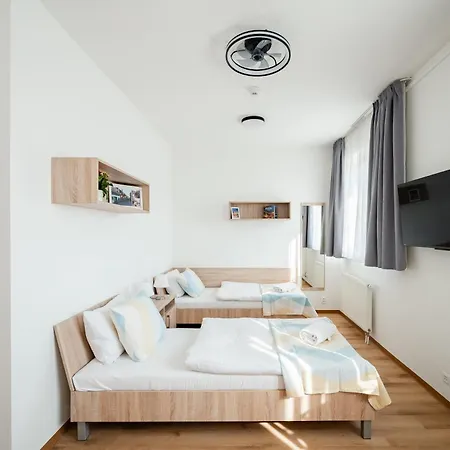University Hotel Praga