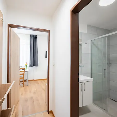 Hotel University Hotel 3*