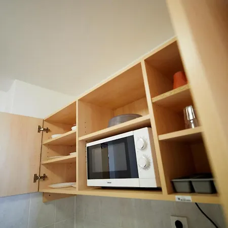 University Hotel Hotell 2*