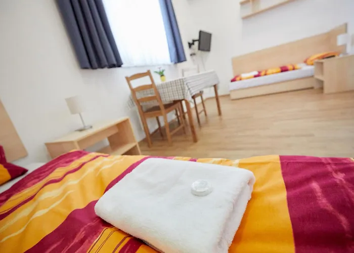 University Hotel Praga