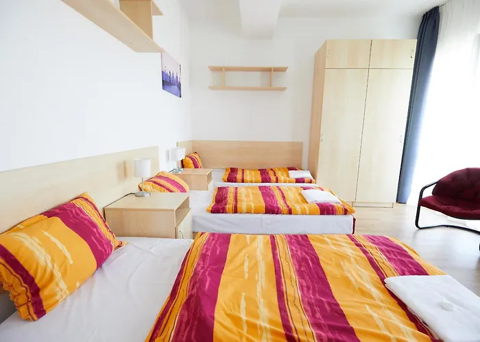 University Hotel Hotel 2*