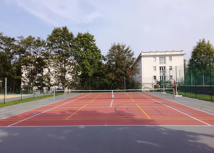 大学旅舍 酒店