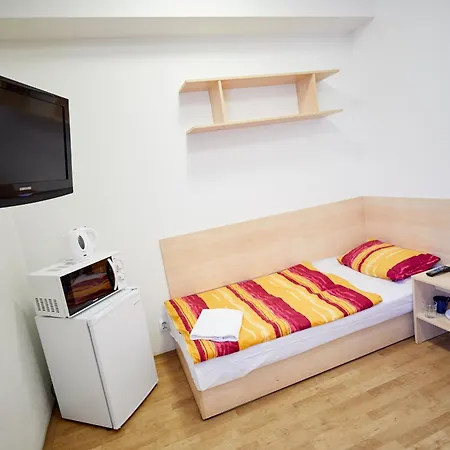 University Hotel Hotel 2*