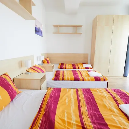 University Hotel Hotel 2*