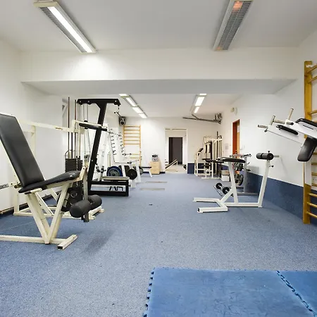 University Hotel Hotel 2*