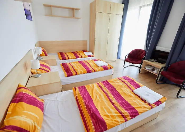 University Hotel Hotell 2*